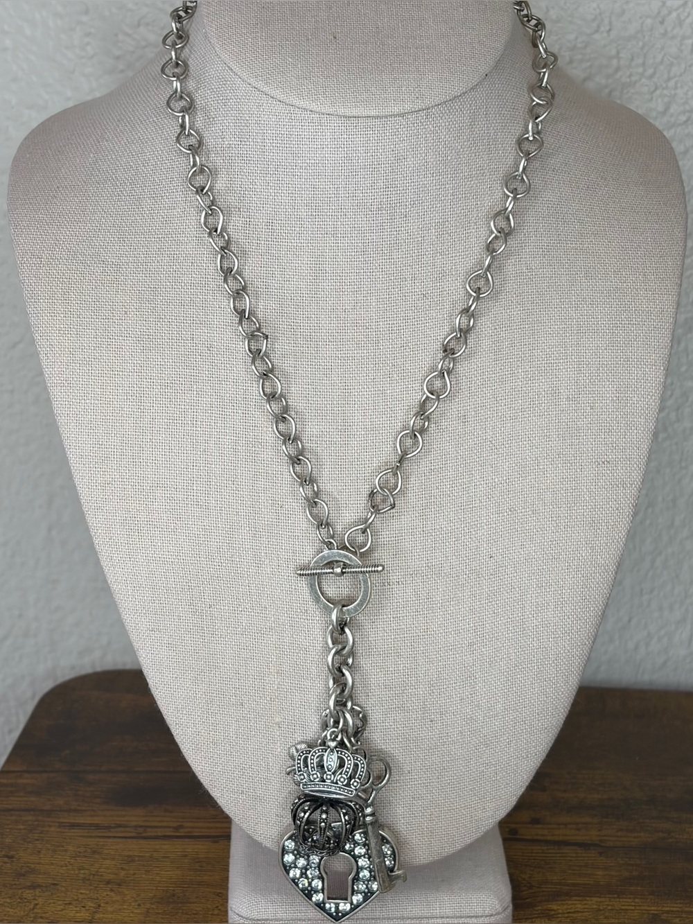 Y2K Silver-Tone Charm Toggle Necklace with Crown, Lock & Key Pendant
